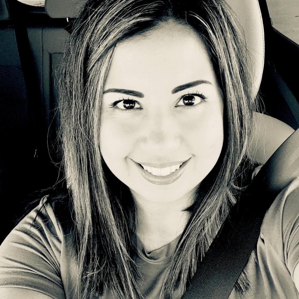 Meet your Posher, Laura